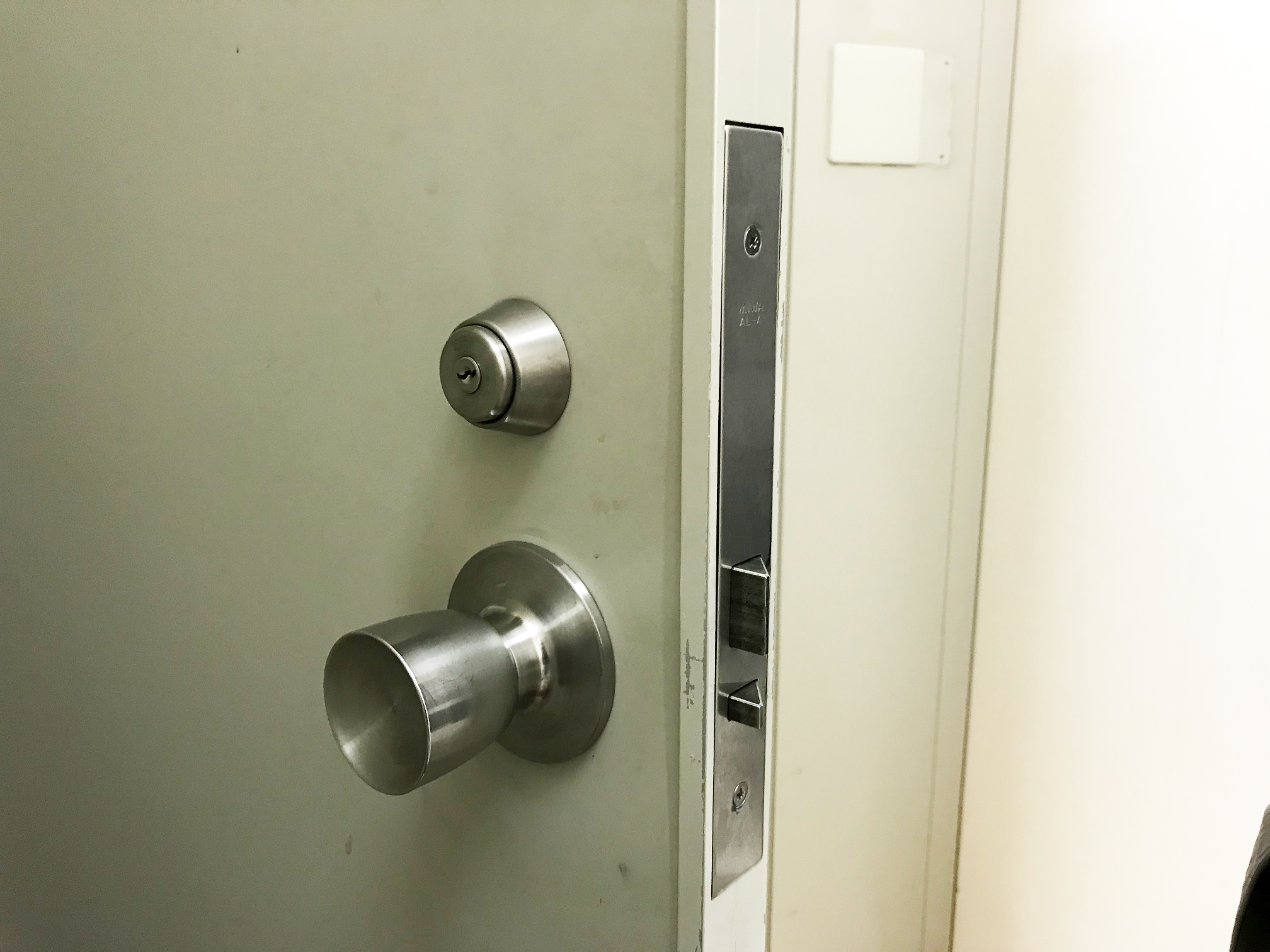 MIWA ALTA 電気錠から普通の鍵タイプへ交換